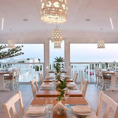 Hotel Coriva &