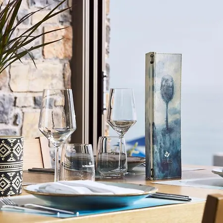 Hotel Coriva &