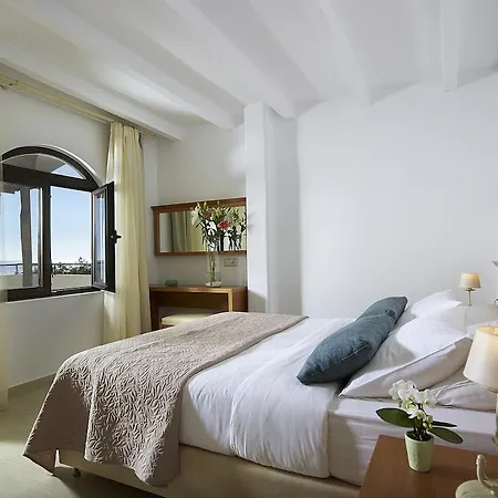 Coriva & Hotel 4*
